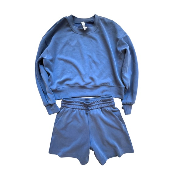 lululemon athletica Pants - lululemon Matching Size 4 Set- Softstreme Crewneck Top & High Rise Shorts Blue
